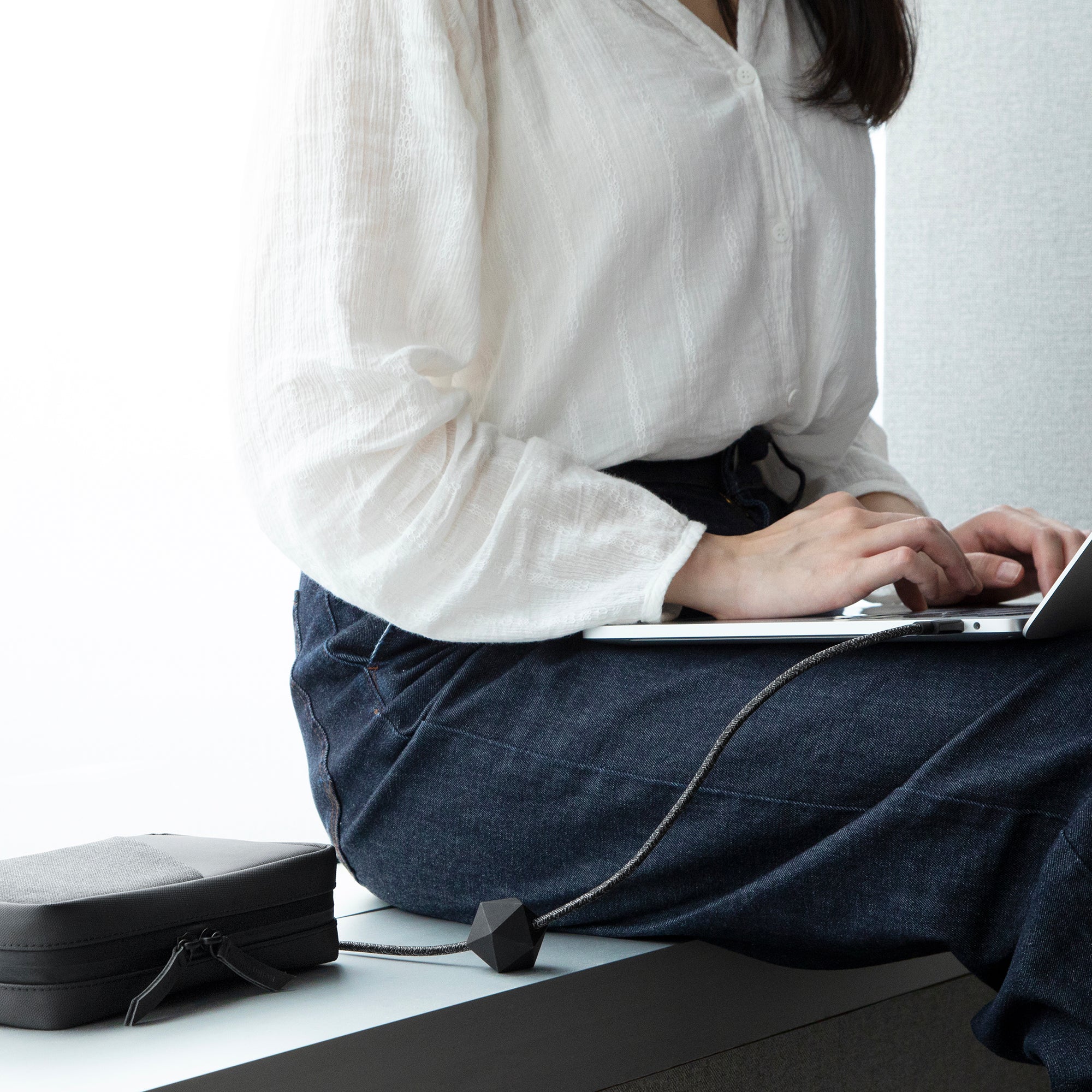 DeskCable_MG_5709